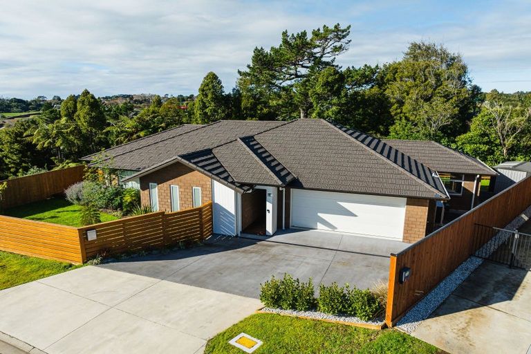 Photo of property in 16 Atutahi Street, Hurdon, New Plymouth, 4310