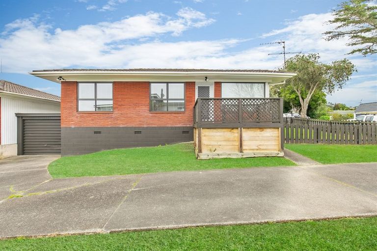 Photo of property in 1/53 Girrahween Drive, Totara Vale, Auckland, 0629