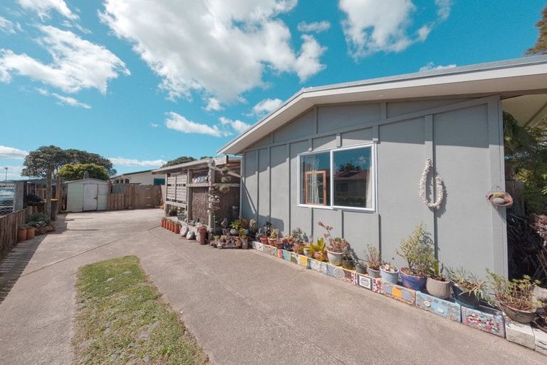Photo of property in 38a Moewai Park Road, Whitianga, 3510