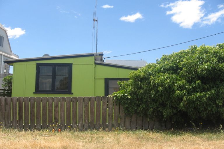 Photo of property in 83 Pukehina Parade, Pukehina, 3189