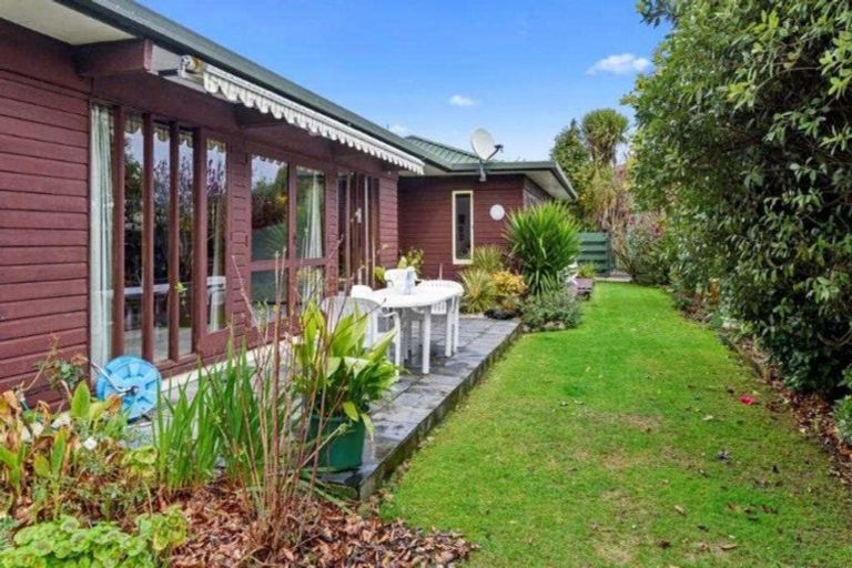 Photo of property in 2 Halsey Street, Levin, 5510