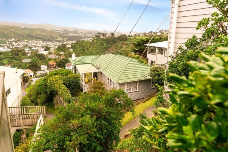 Photo of property in 128 Buckley Road, Southgate, Wellington, 6023