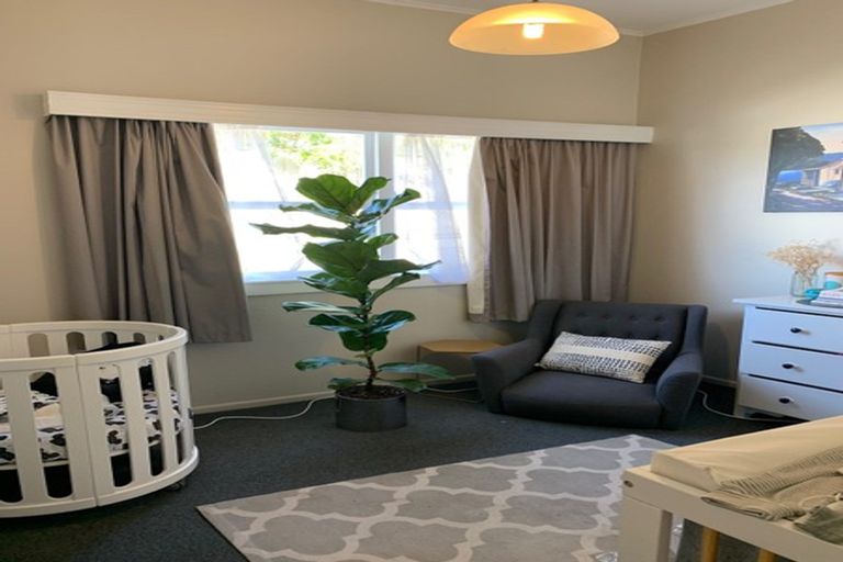 Photo of property in 5/52 Bannerman Road, Morningside, Auckland, 1022
