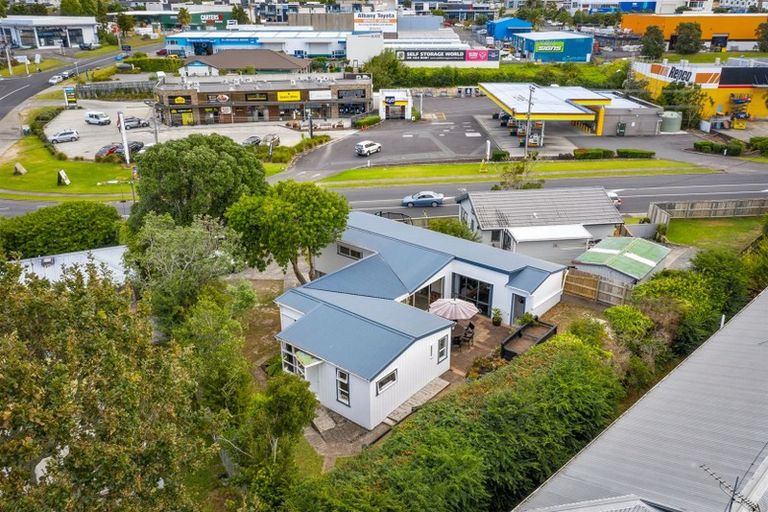 Photo of property in 640 Whangaparaoa Road, Stanmore Bay, Whangaparaoa, 0932