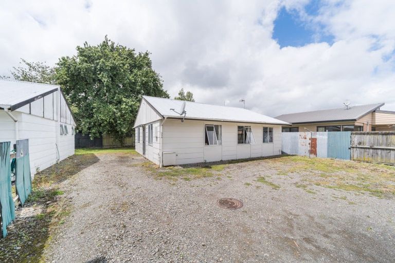 Photo of property in 35 Ada Street, Hokowhitu, Palmerston North, 4410