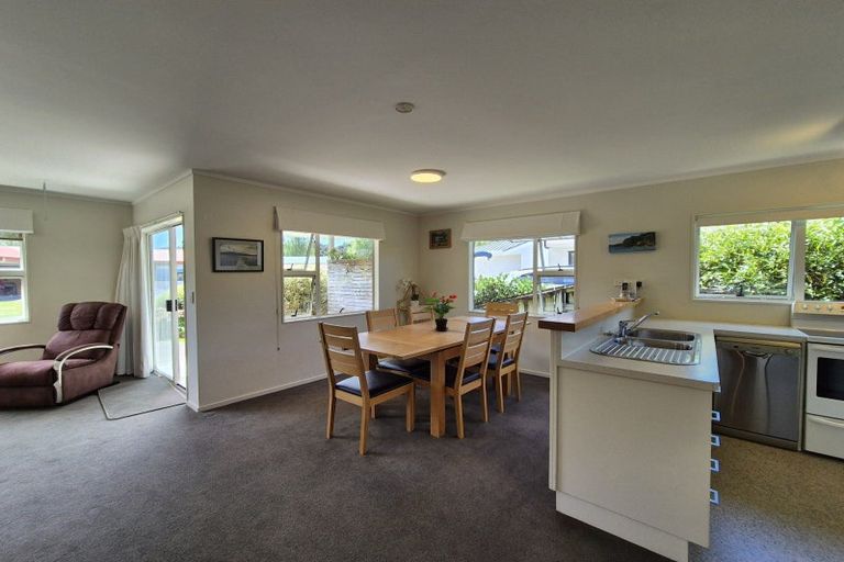 Photo of property in 4 Allman Drive, Coromandel, 3506