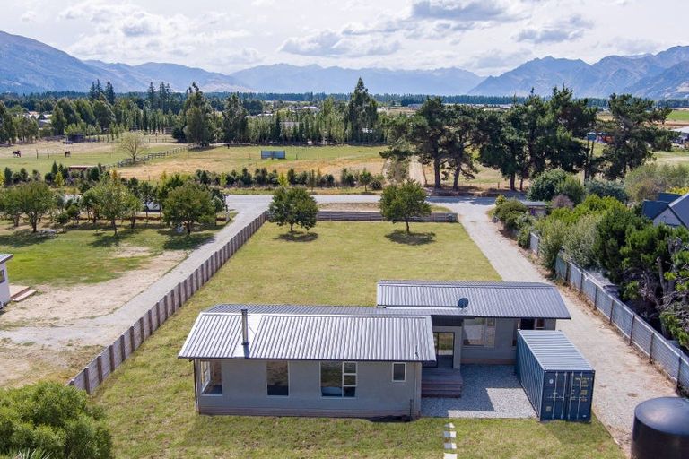 Photo of property in 45 Newcastle Road, Hawea Flat, Lake Hawea, 9382