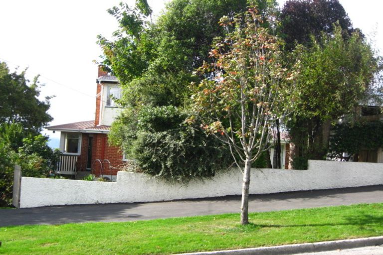 Photo of property in 233 Brockville Road, Brockville, Dunedin, 9011