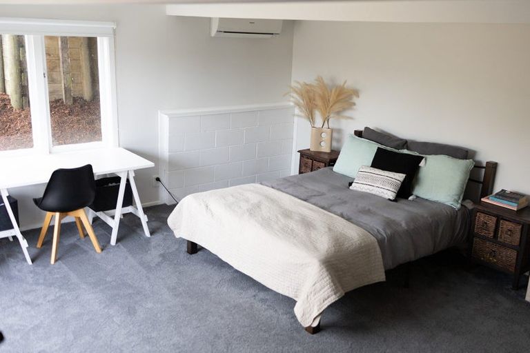 Photo of property in 1/27 Huka Road, Birkenhead, Auckland, 0626