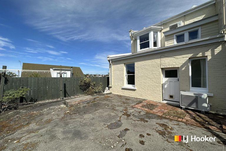 Photo of property in 1 Macnee Street, Mornington, Dunedin, 9011