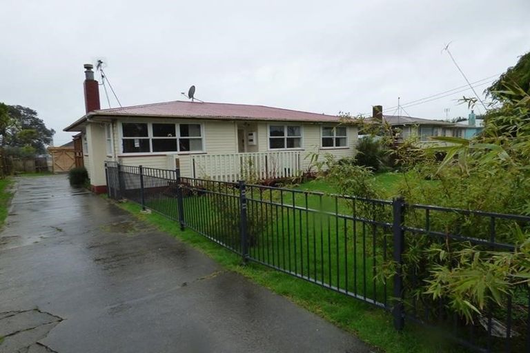 Photo of property in 12 Boundary Road, Clover Park, Auckland, 2019