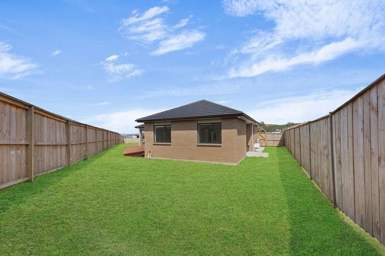 Photo of property in 8 Bathurst Crescent, Pokeno, 2402