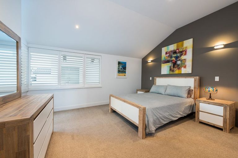 Photo of property in 19 Muritai Road, Milford, Auckland, 0620