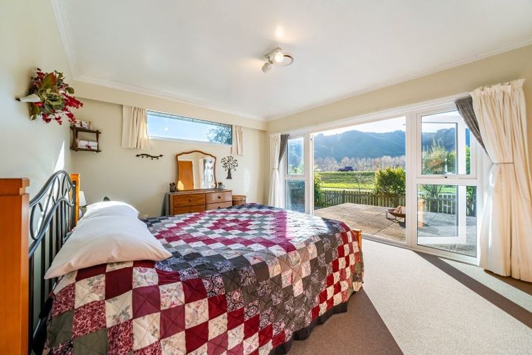 Photo of property in 17b Clouston Park Road, Clouston Park, Upper Hutt, 5018