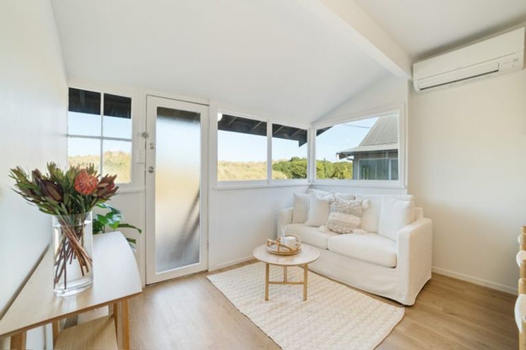 Photo of property in 278 Marine Parade, New Brighton, Christchurch, 8061