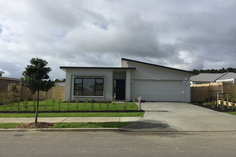 Photo of property in 13 Mahutonga Avenue, Beachlands, Auckland, 2018