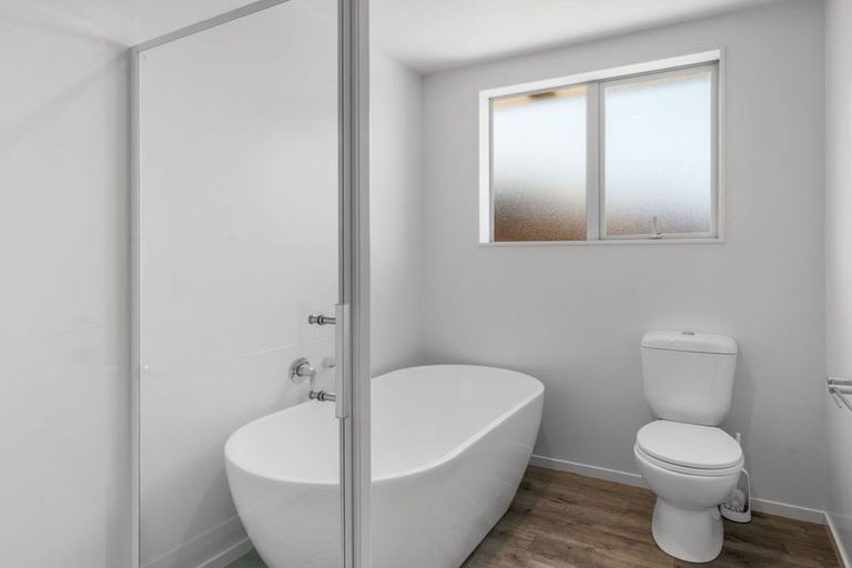 Photo of property in 21 Pajet Street, Marshland, Christchurch, 8083