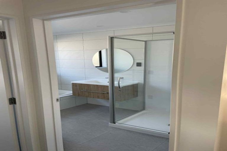 Photo of property in 3 Arohanui Road, Karaka, 2124