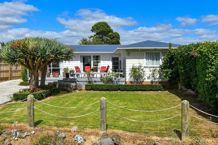 Photo of property in 1187 East Coast Road, Whakatiwai, Pokeno, 2473