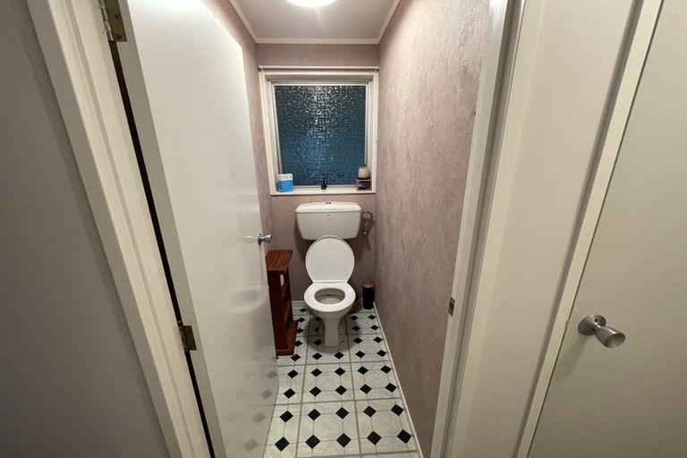 Photo of property in 1 Grant Place, Awapuni, Palmerston North, 4412