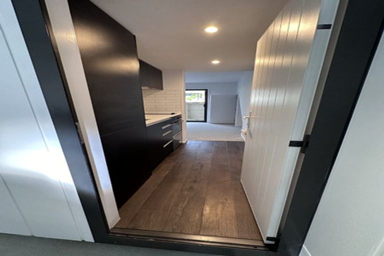 Photo of property in 32 Houhere Street, Paraparaumu, 5032