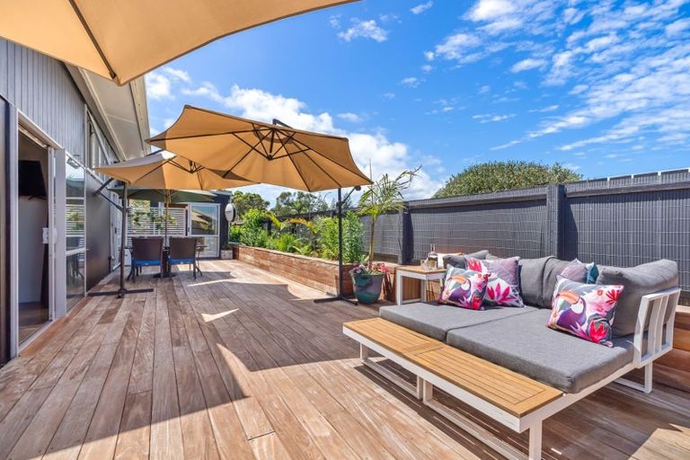 Photo of property in 4 Te Kamo Street, Ruakaka, 0116