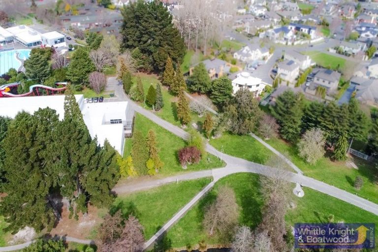 Photo of property in 6 Hogarth Lane, Burnside, Christchurch, 8053