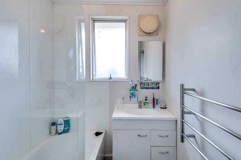 Photo of property in 6 Walton Way, Flaxmere, Hastings, 4120