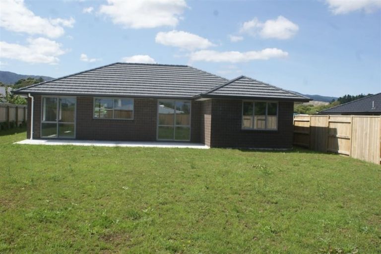Photo of property in 4 Pohatu Lane, Otaki, 5512