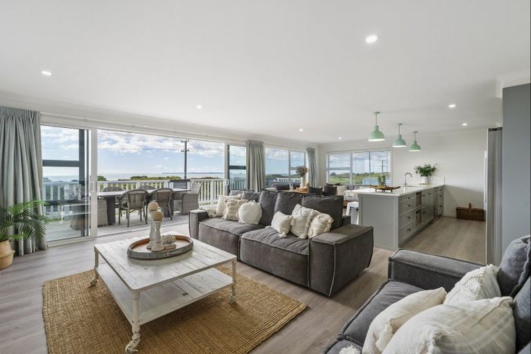 Photo of property in 606a Papamoa Beach Road, Papamoa Beach, Papamoa, 3118