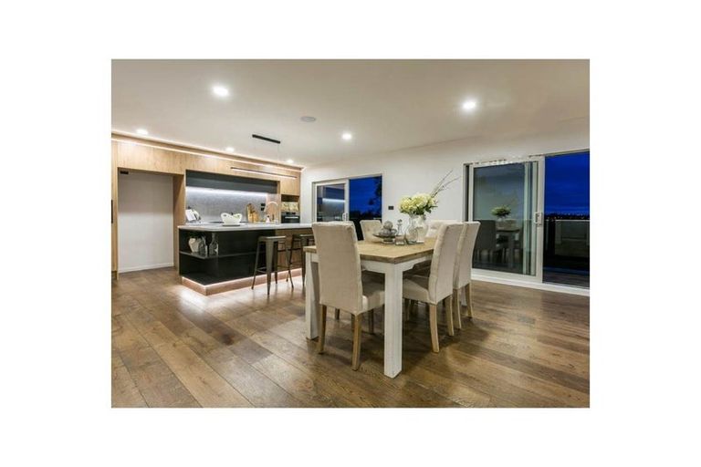 Photo of property in 185b Browns Bay Road, Browns Bay, Auckland, 0630