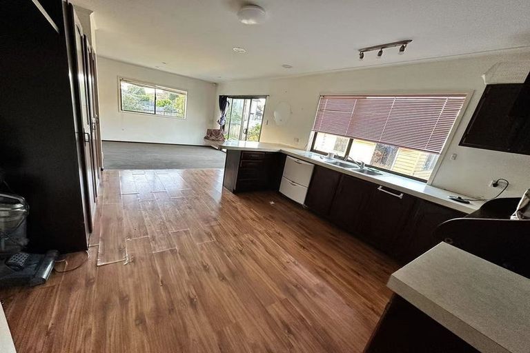 Photo of property in 10 Richard Avenue, Bucklands Beach, Auckland, 2014