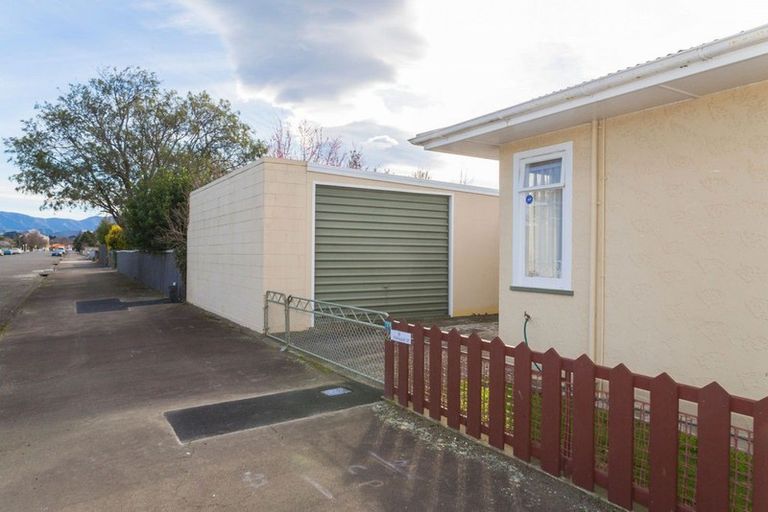 Photo of property in 35 Trafalgar Street, Dannevirke, 4930