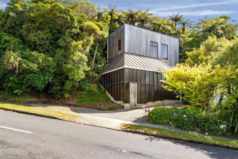 Photo of property in 44 Viewmont Drive, Harbour View, Lower Hutt, 5010