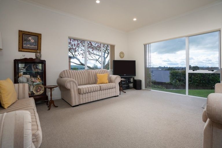 Photo of property in 117 Rototuna Road, Rototuna, Hamilton, 3210