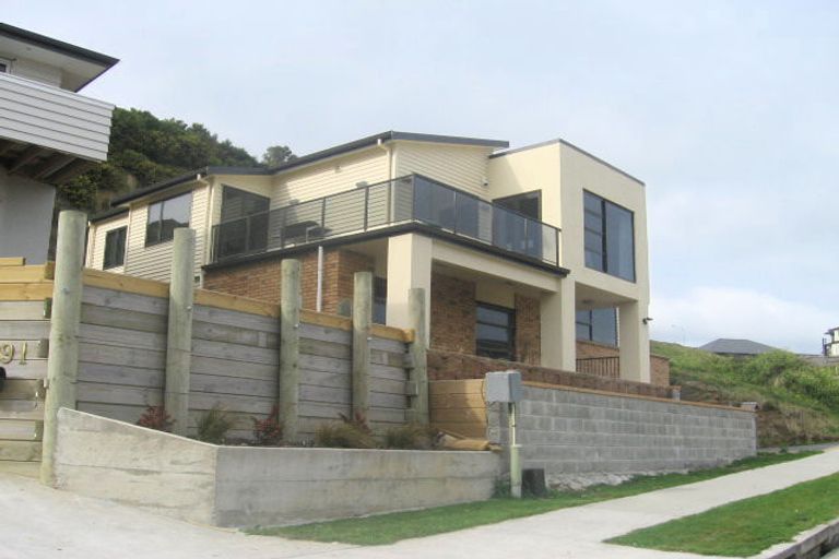 Photo of property in 93 Cedar Street, Maungaraki, Lower Hutt, 5010