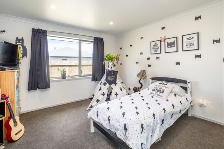 Photo of property in 30 Gimson Street, Solway, Masterton, 5810