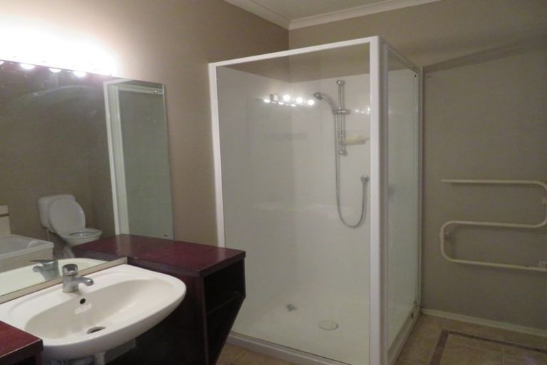 Photo of property in 41 Langana Avenue, Browns Bay, Auckland, 0630