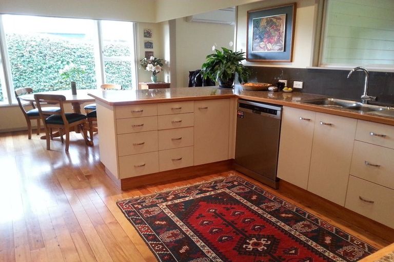 Photo of property in 8 Awatea Terrace, Lynmore, Rotorua, 3010