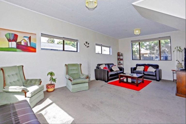 Photo of property in 31 Queen Road, Bellevue, Tauranga, 3110