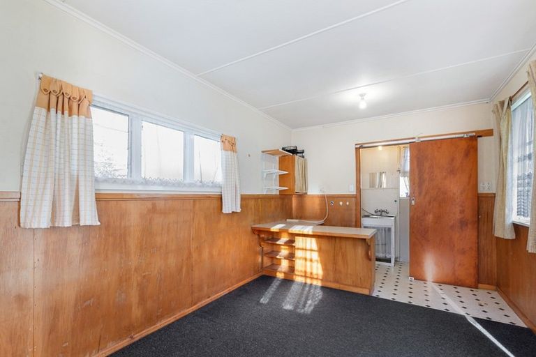 Photo of property in 9 John Road, Fairy Springs, Rotorua, 3015