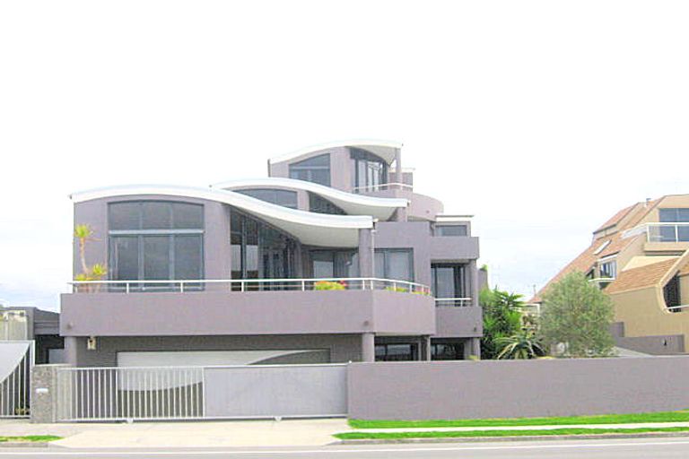 Photo of property in 1/203 Marine Parade, Mount Maunganui, 3116