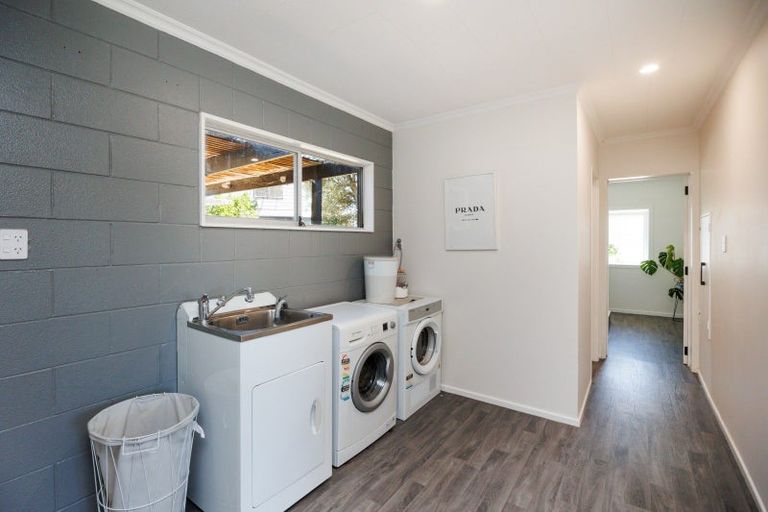 Photo of property in 8 Milne Street, Sanson, 4817