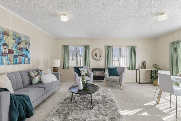 Photo of property in 4/30 Leighton Avenue, Waiwhetu, Lower Hutt, 5010