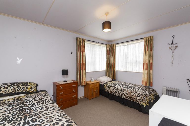 Photo of property in 5 Buller Place, Westbrook, Palmerston North, 4412