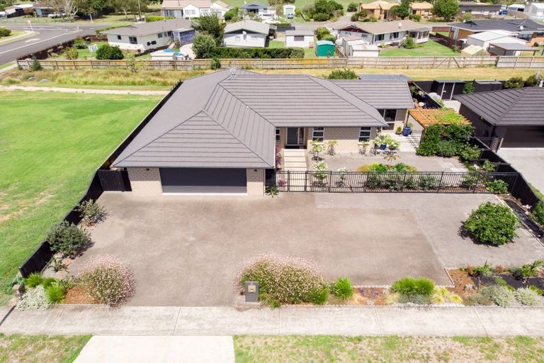 Photo of property in 3 Costello Drive, Ngatea, 3503