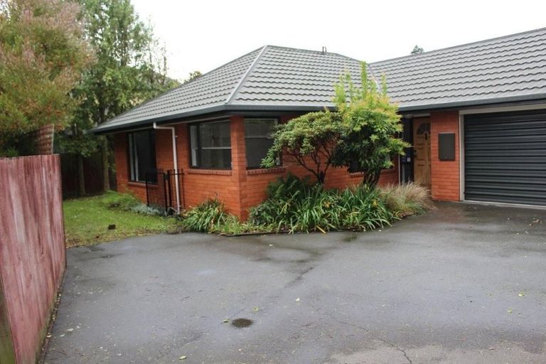 Photo of property in 22a Euston Street, Riccarton, Christchurch, 8041