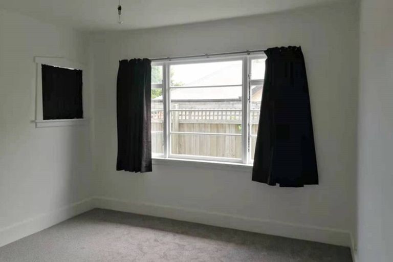 Photo of property in 4 Taylors Avenue, Bryndwr, Christchurch, 8052