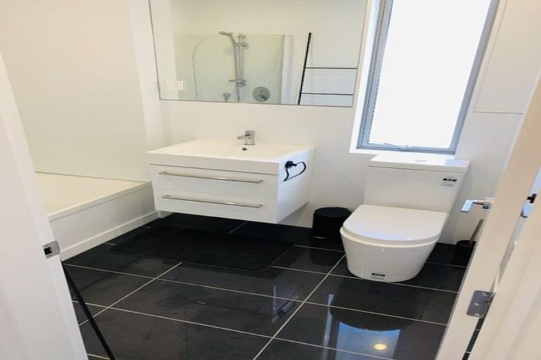 Photo of property in 10/36 Tacy Street, Kilbirnie, Wellington, 6022