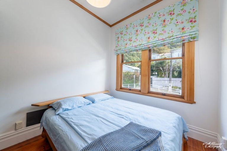 Photo of property in 37 Grant Road, Thorndon, Wellington, 6011